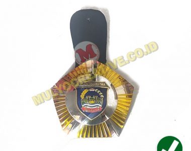 ID Card Holder Full Logo Yoyo Yogyakarta Warna Putih  pesan pin enamel  lencana pin plakat akrilik lycal resin sabuk sekolah papan nama dada evolet  bordir emblem pin kuningan topi sekolah plat