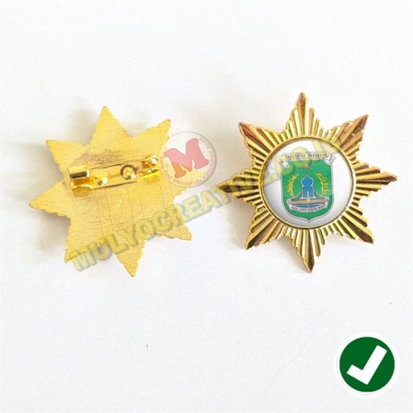 Pin Wing Kabupaten Bros Kabupaten Pasuruan Bahan Logam Pesan Pin Enamel Lencana Pin Plakat